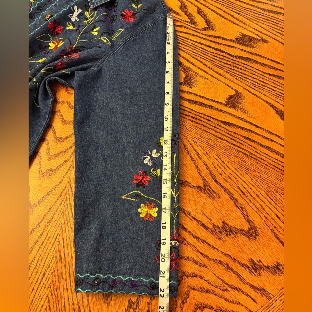 Embroidered Denim Jacket with Floral Design - Picture 11 of 12